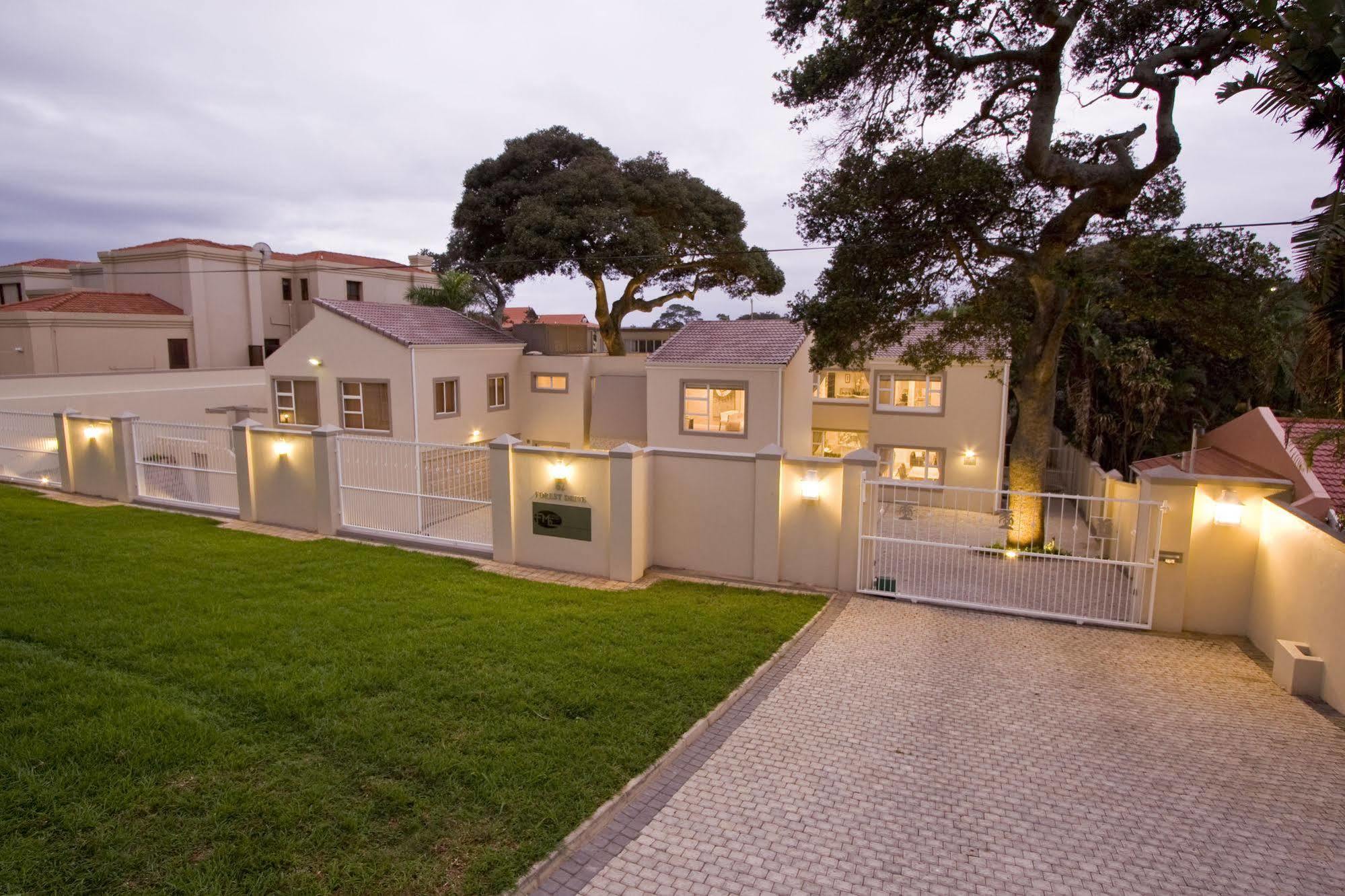 Forest Manor Boutique Guesthouse Umhlanga Rocks Εξωτερικό φωτογραφία